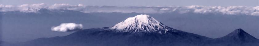 T�rkei: Der gro�e Ararat und daneben der Klleine Ararat 
